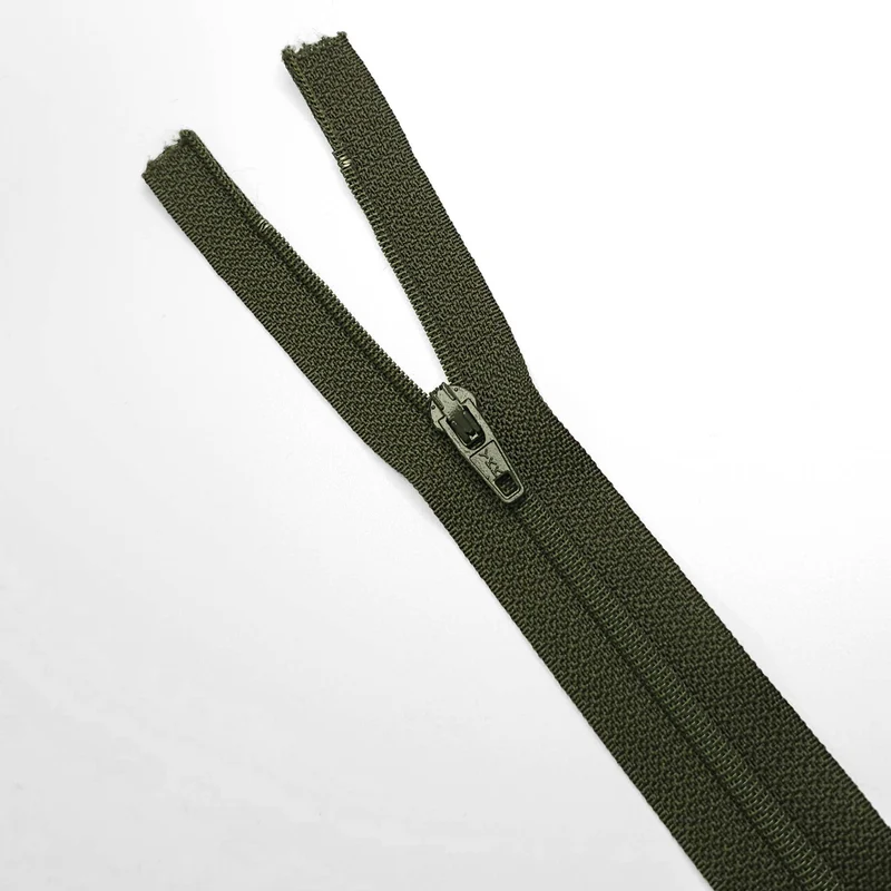 YKK | Fermeture éclair À Bout Fermé | Spirale | Vert | #2 | 6 3/4'' - 17 cm | SS274 - SS294