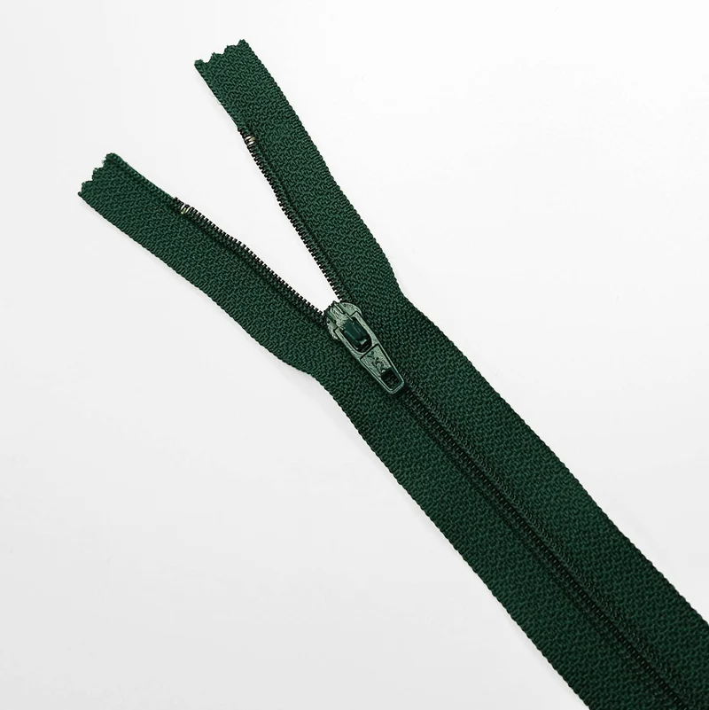 YKK | Fermeture éclair À Bout Fermé | Spirale | Vert | #2 | 6 3/4'' - 17 cm | SS274 - SS294