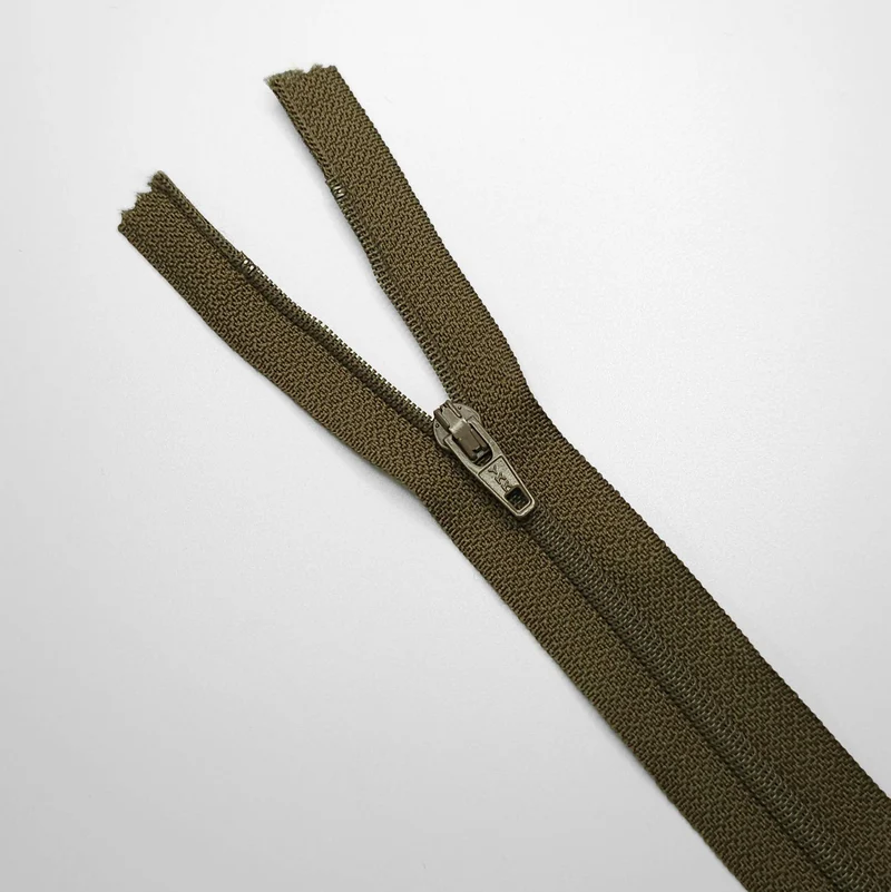 YKK | Fermeture éclair À Bout Fermé | Spirale | Vert | #2 | 6 3/4'' - 17 cm | SS274 - SS294