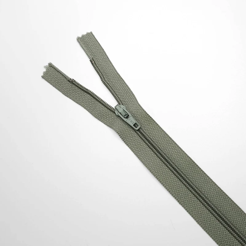 YKK | Fermeture éclair À Bout Fermé | Spirale | Vert | #2 | 6 3/4'' - 17 cm | SS274 - SS294