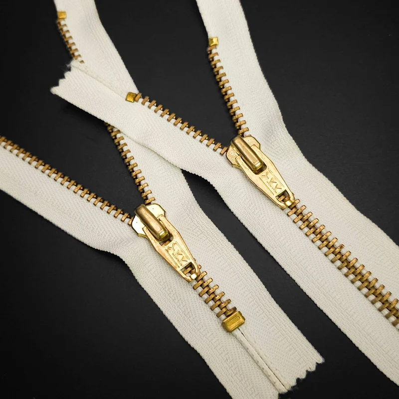 YKK | Fermeture éclair à bout fermé | Métal | #5 | 4 3/4'' - 12 cm | ZIP1030 - ZIP1034