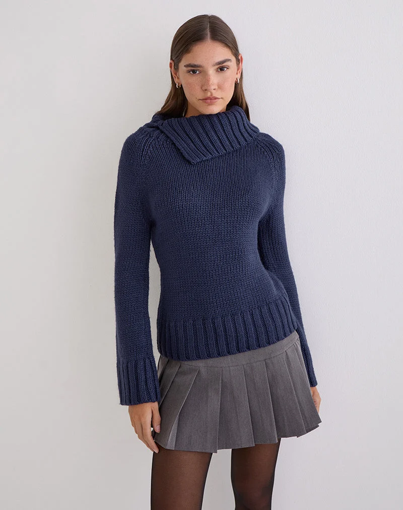 Pull à col roulé Dajah en tricot bleu marine