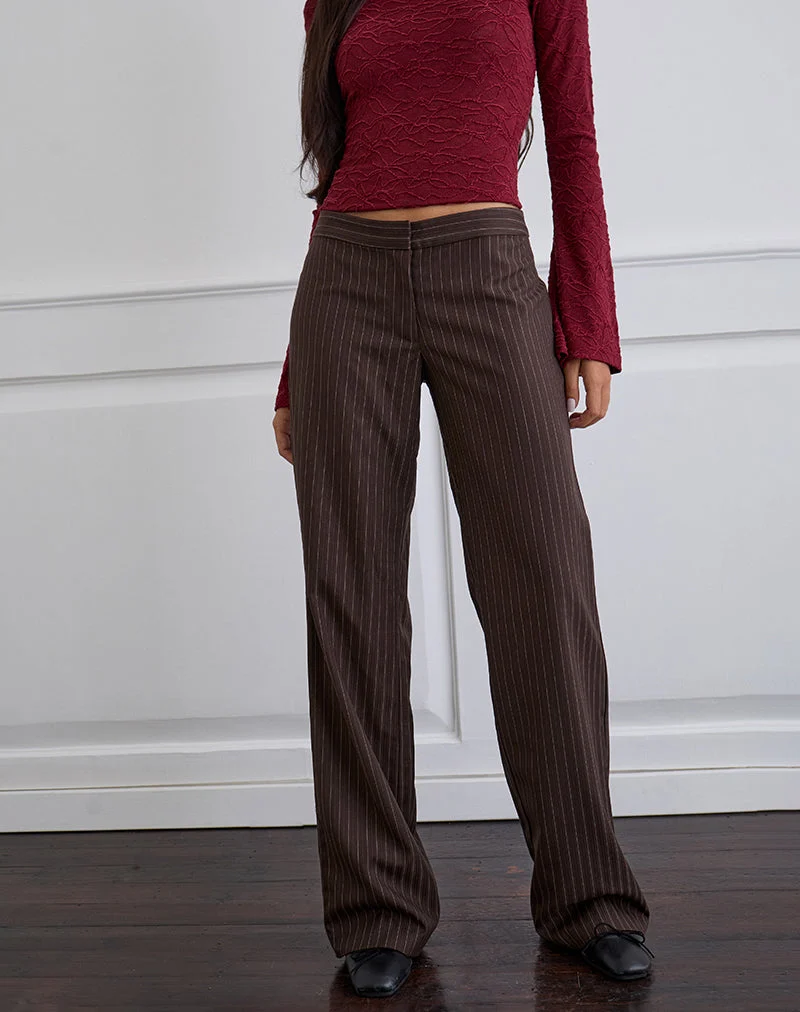 Ganta Slim Trouser in Stripe Chocolate Brown (pantalon slim à rayures)