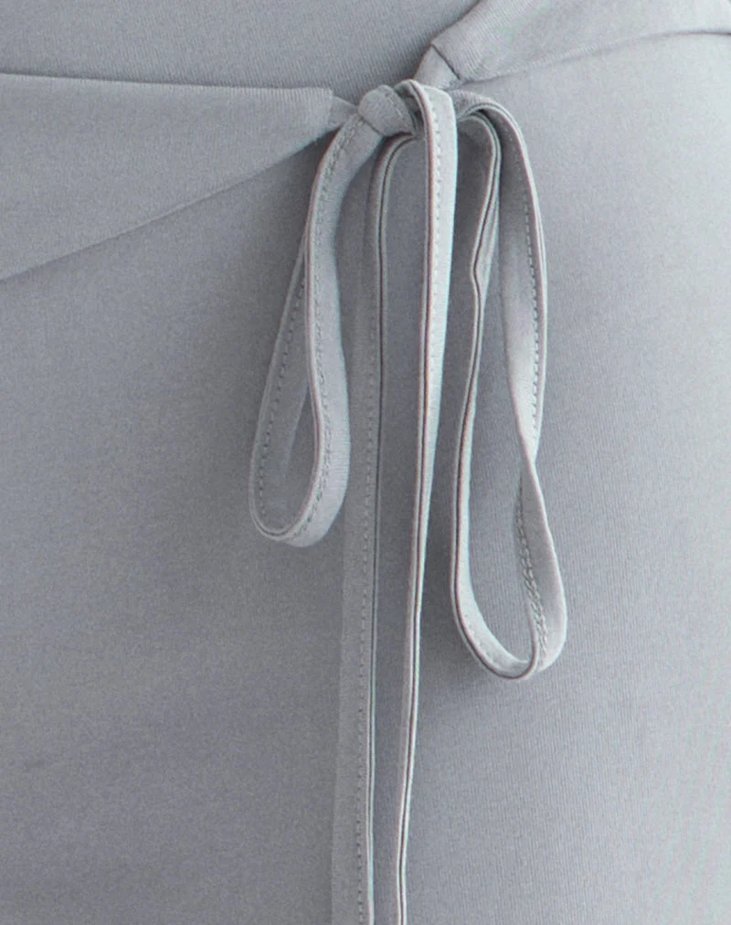 Pantalon Donata en gris avec ceinture