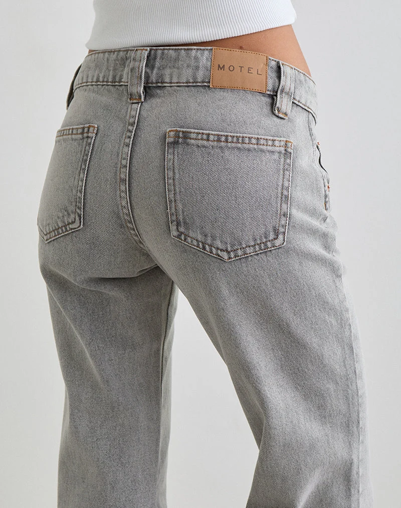 Jean évasé à taille basse et jambes cloche, gris délavé