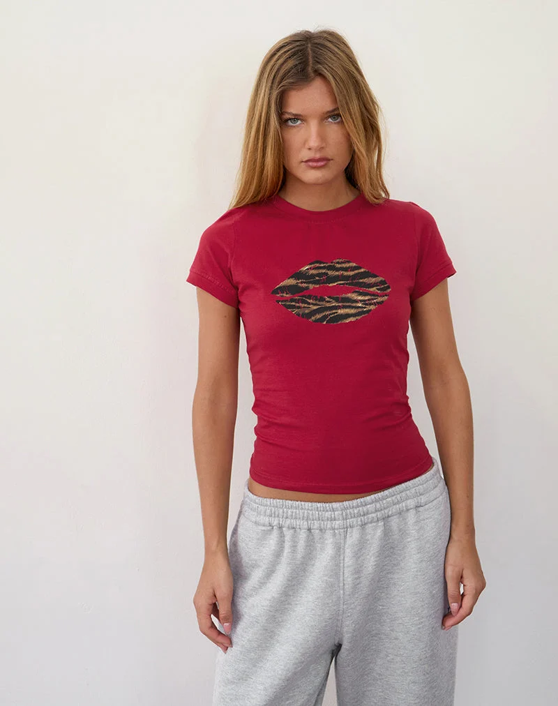 Tee-shirt Sutin en rouge adrénaline avec imprimé léopard