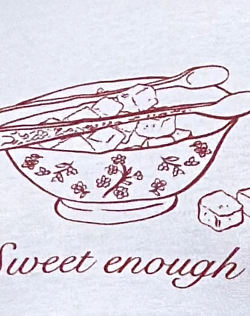 Zyzy Baby Tee en blanc avec graphique Sweet Enough