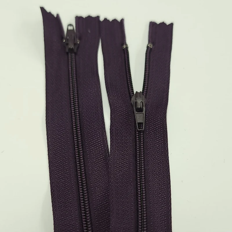 YKK Fermeture éclair spirale à extrémité fermée #3 | 7" / 18cm