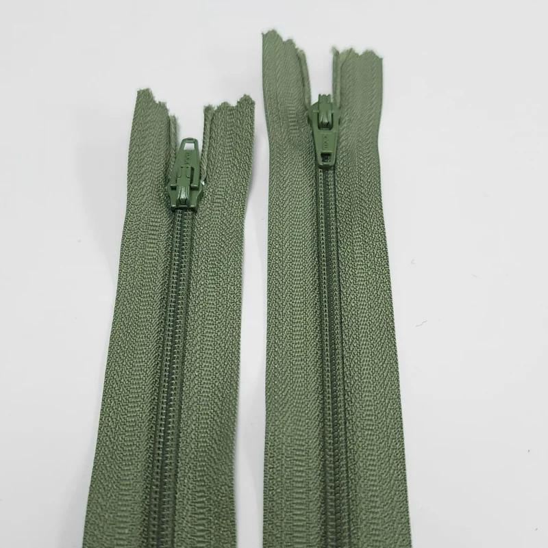 YKK Fermeture éclair spirale à extrémité fermée #3 | 7" / 18cm