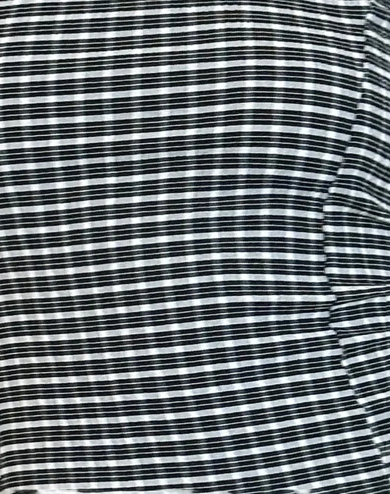 Top Totori à carreaux froissés noir et gris