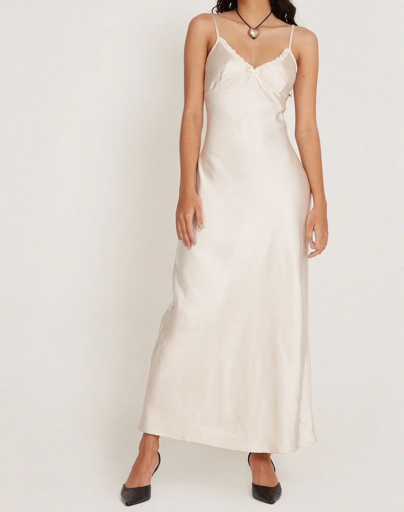 Robe midi Padil en satin ivoire perlé