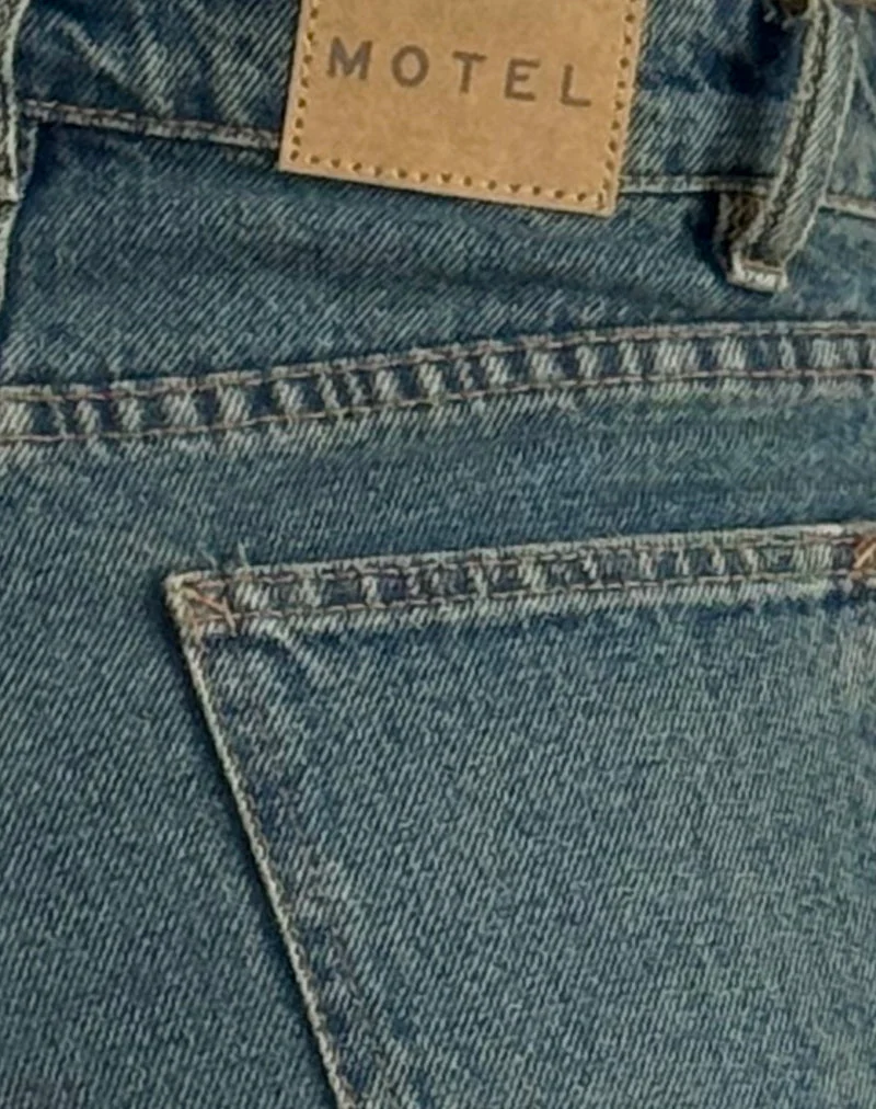 Jean parallèle en brun et bleu acide