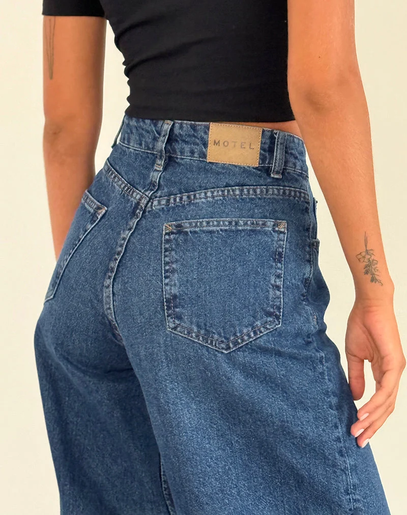 Jeans extra larges et spacieux en bleu moyen usagé