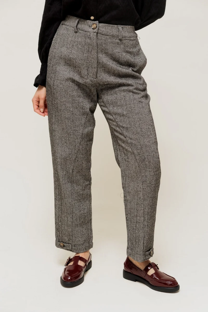 EVANIA - Pantalon Droit Motif Chevron