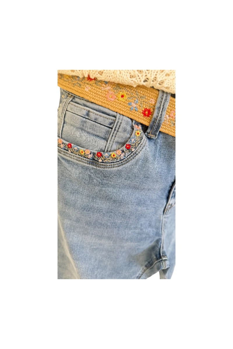 JEANS droit "ARVEN" avec ceinture et broderies