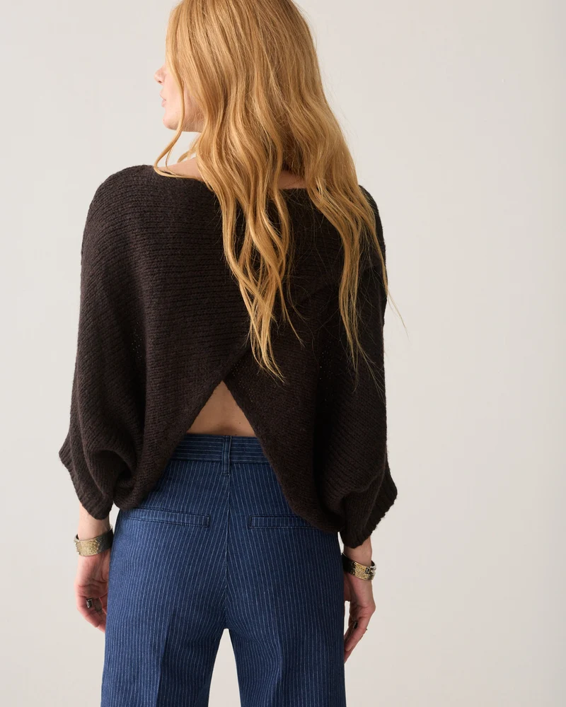 Pull surdimensionné à dos croisé