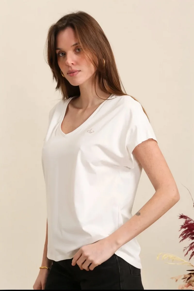 T-SHIRT BLANC COL V
