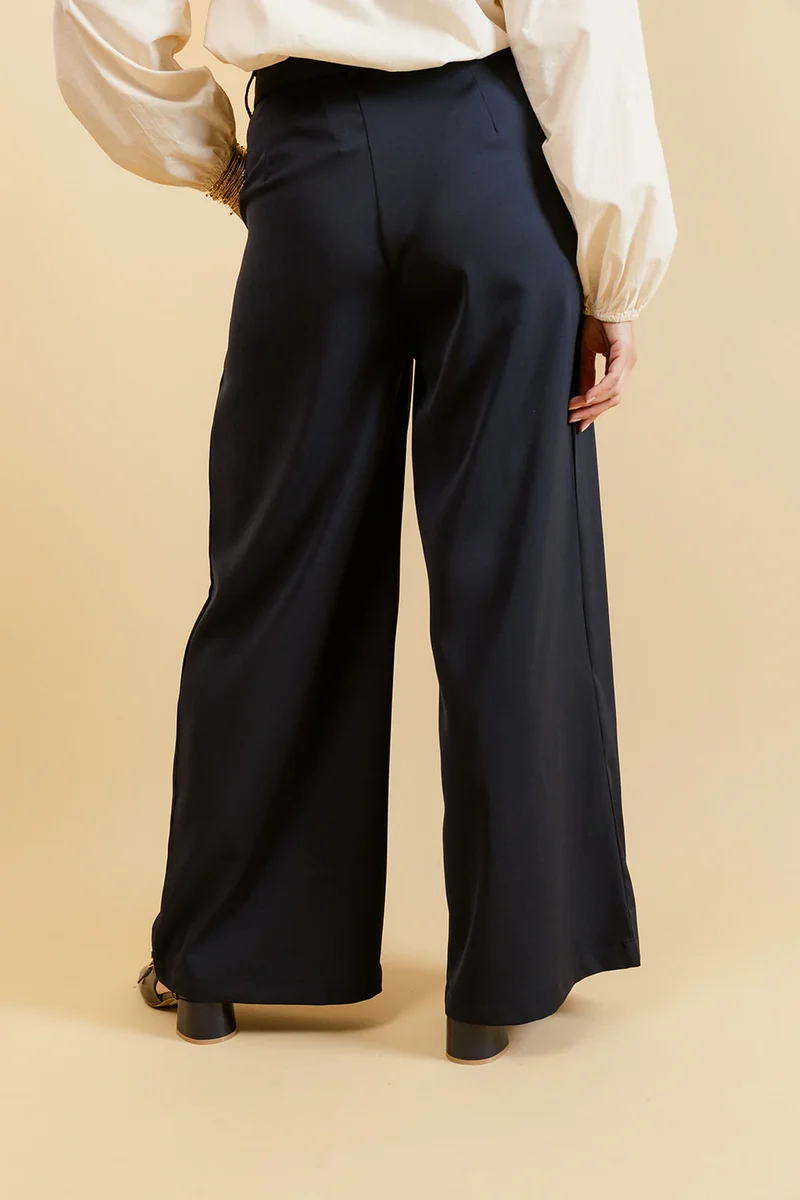 SOLEA - Pantalon Uni Marine à Jambes Larges