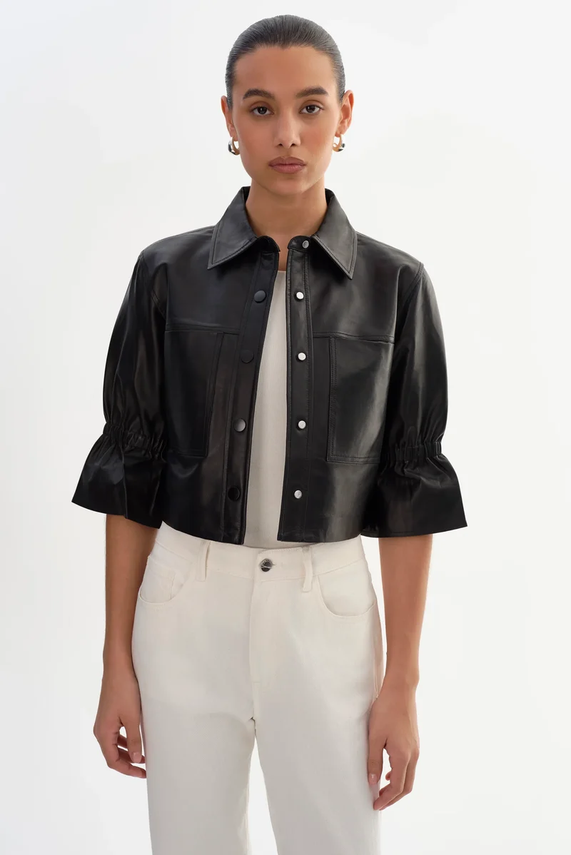 Veste-chemise courte à manches volantées Carolina
