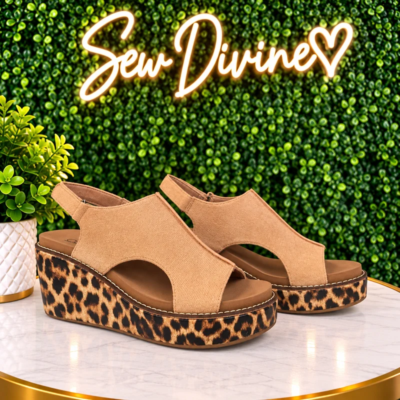 Corkys Carley Camel Leopard Combo