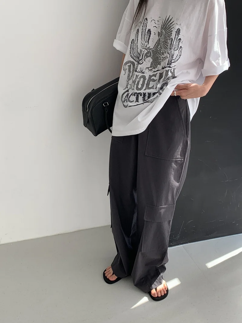 Vivel Multi Cargo Pocket Wide Leg Pants