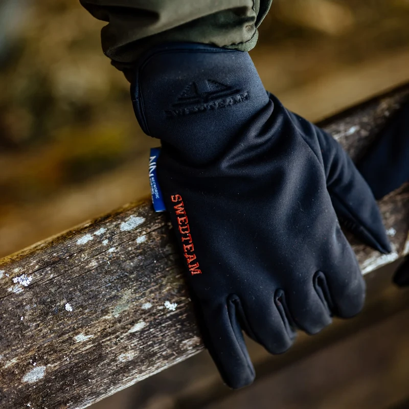 Alpha Light Glove