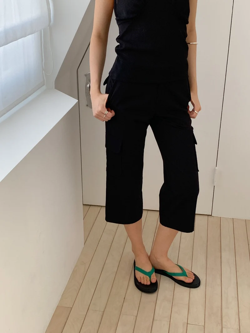 ViveL Cropped Capri Cargo Pants