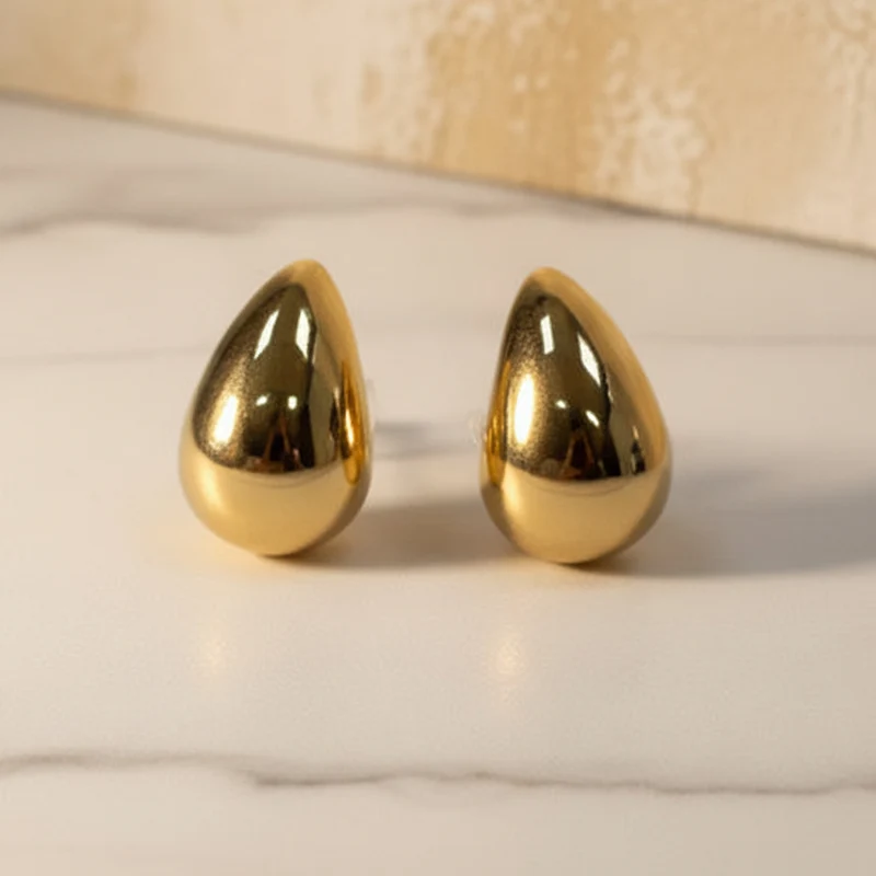 WM Jewelry Gold Teardrop 1234