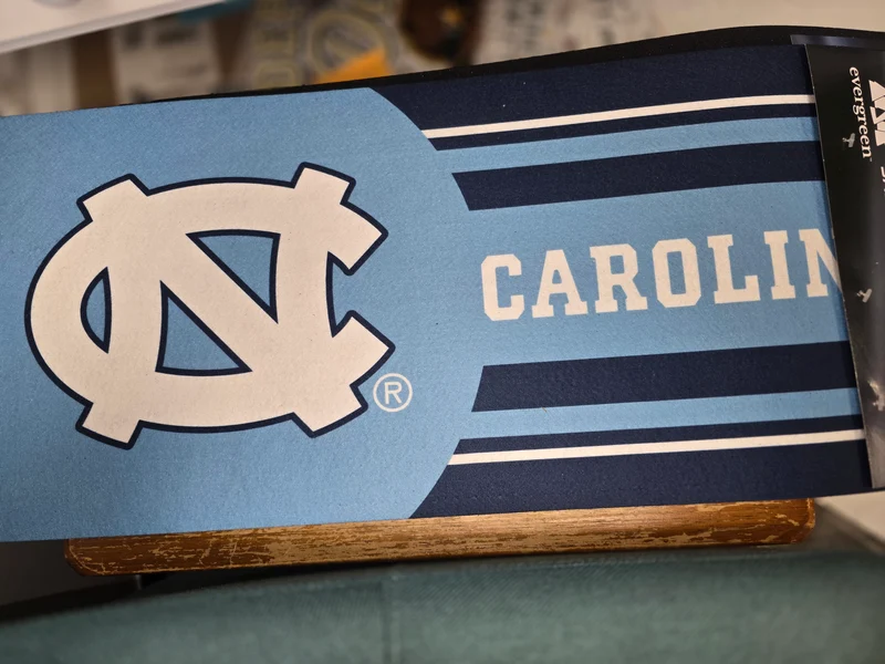 Evergreen Switch Mat Inserpt UNC Tarheels