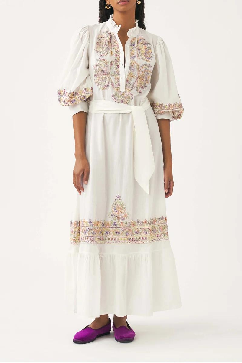 Robe longue brodée à la main Neil