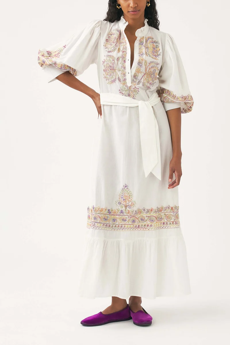 Robe longue brodée à la main Neil