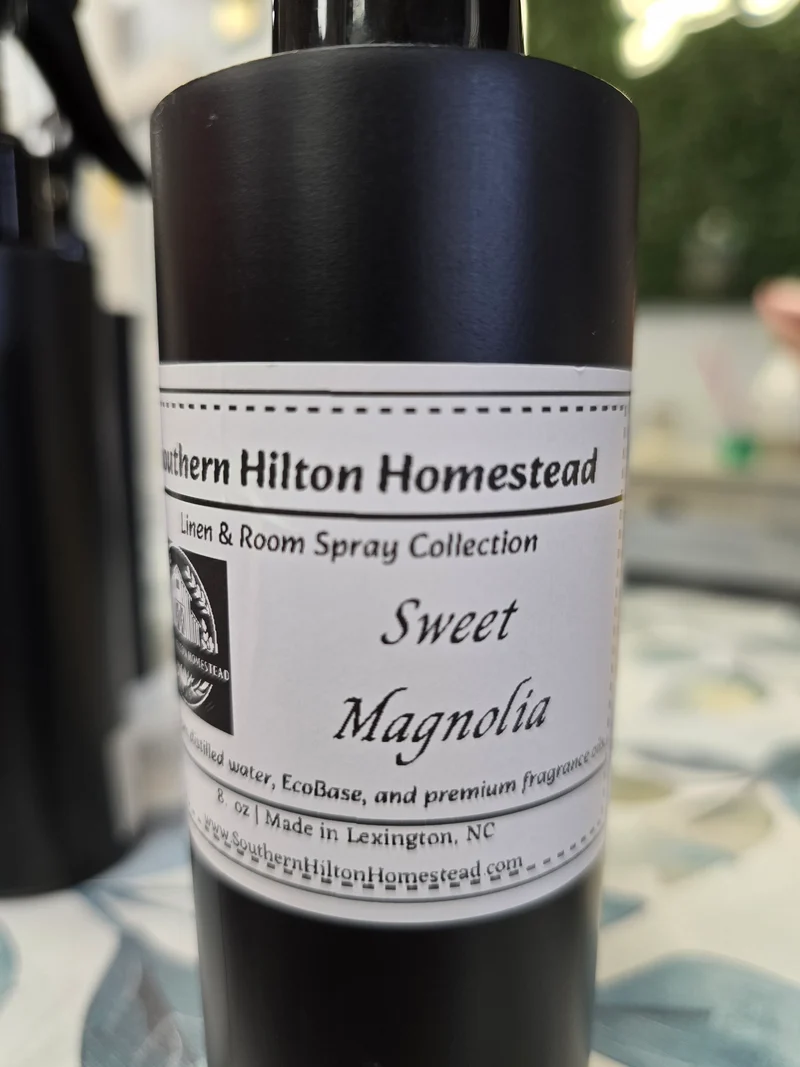 1004 Southern Hilton Homestead Linen & Room Spray 8 oz.