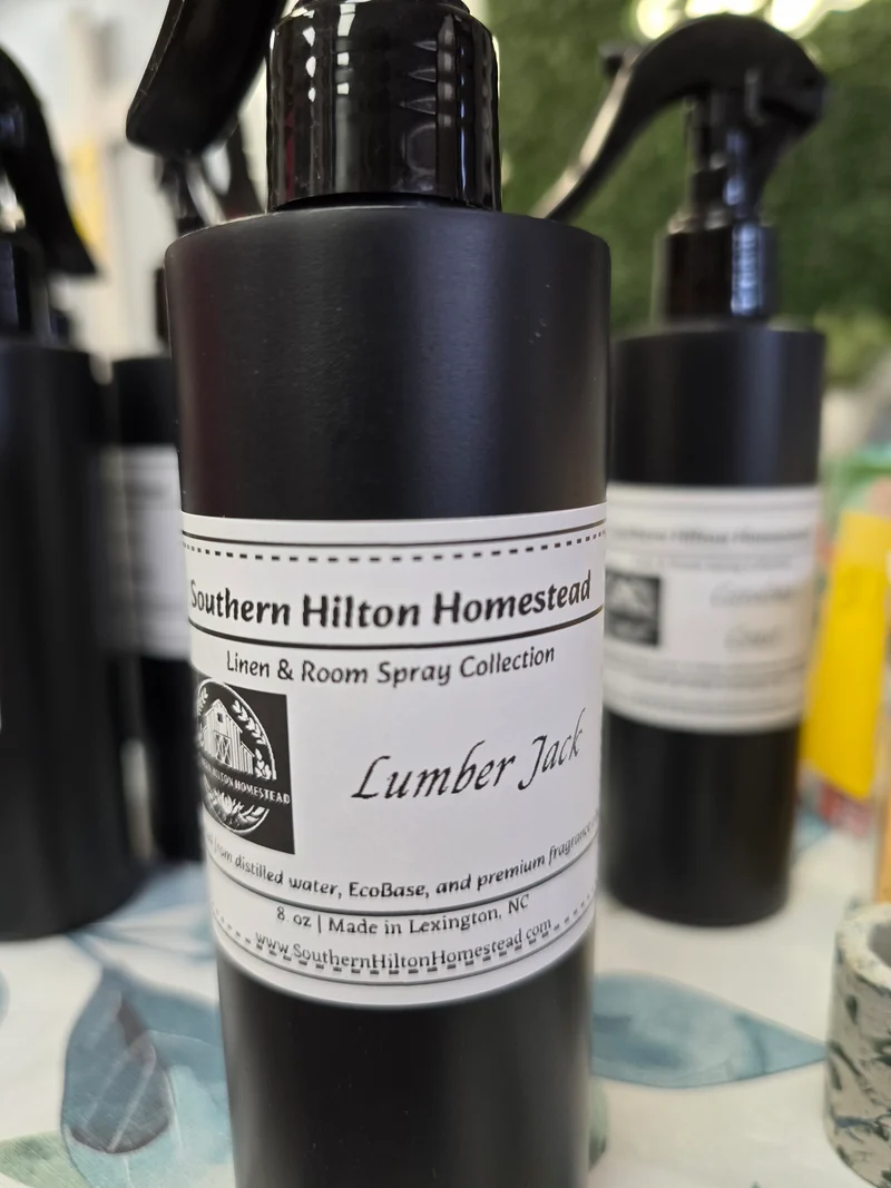 1004 Southern Hilton Homestead Linen & Room Spray 8 oz.