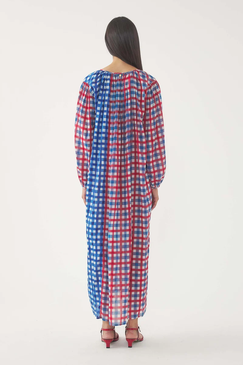 Robe Polly