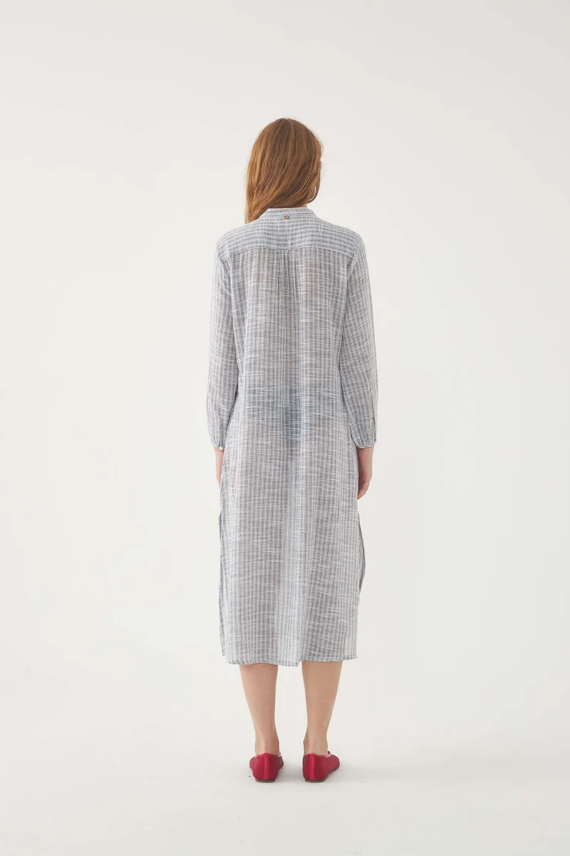 Robe Paros