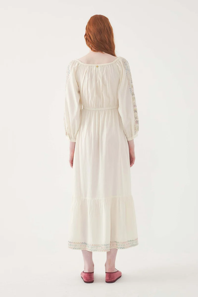 Robe brodée Alex