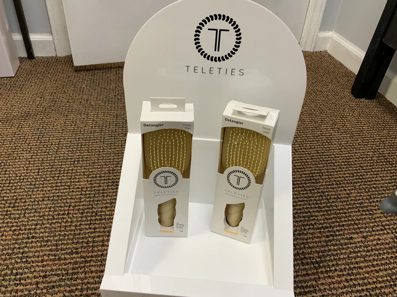 Detangler Teleties hairbrush/ Detangler