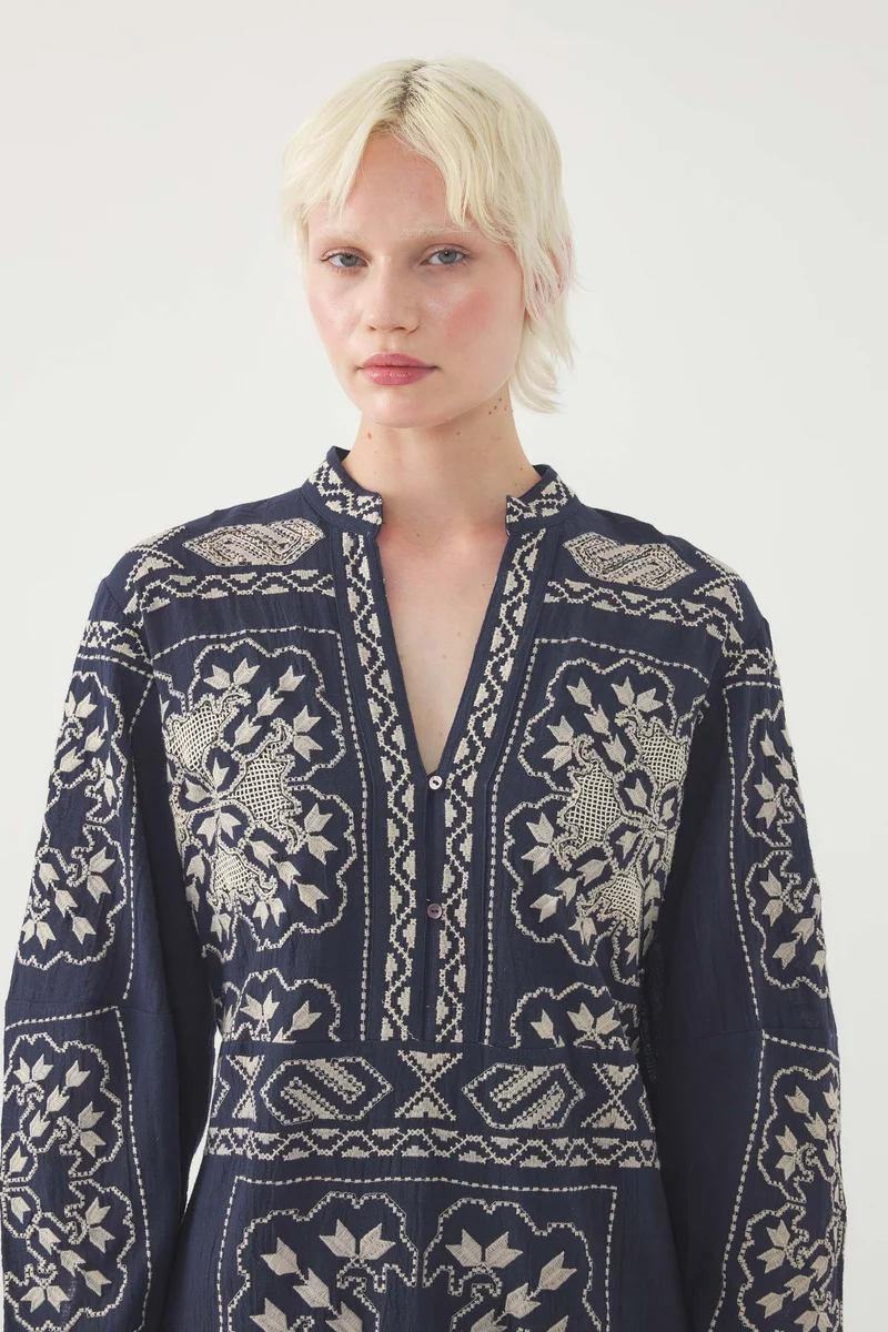 Robe longue brodée Milos