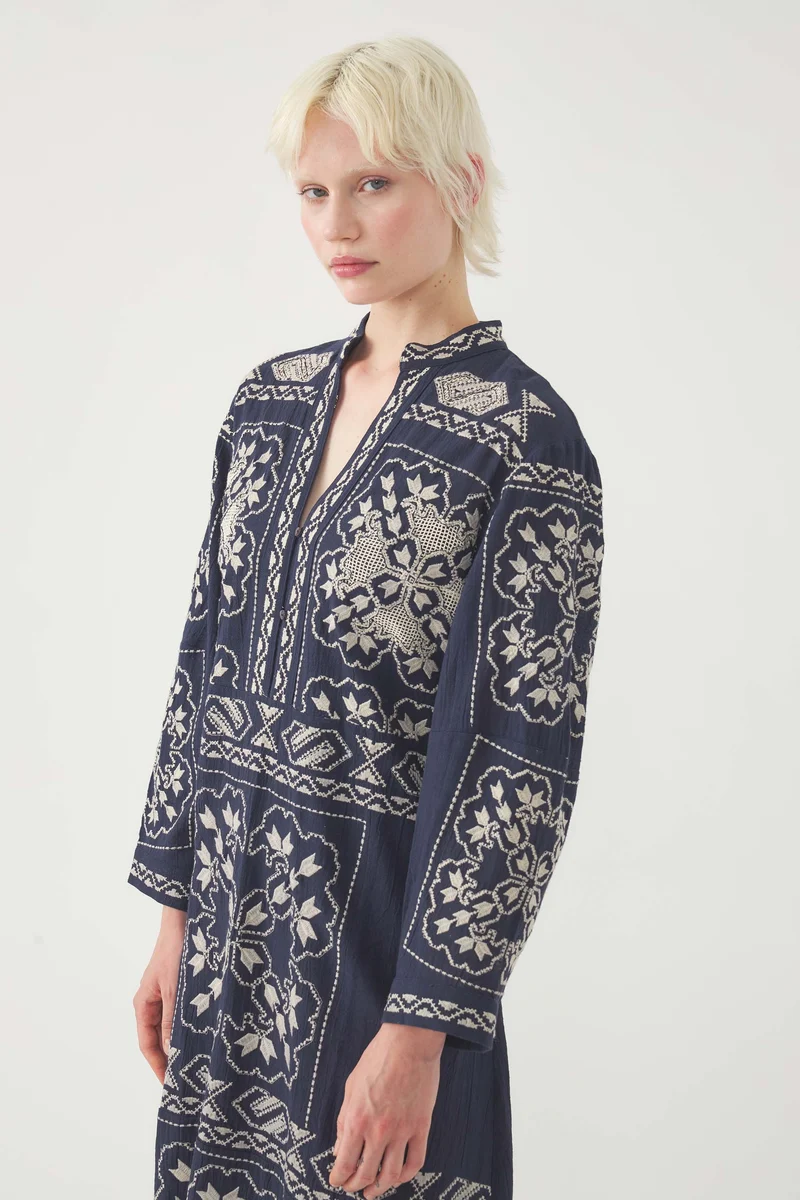 Robe longue brodée Milos