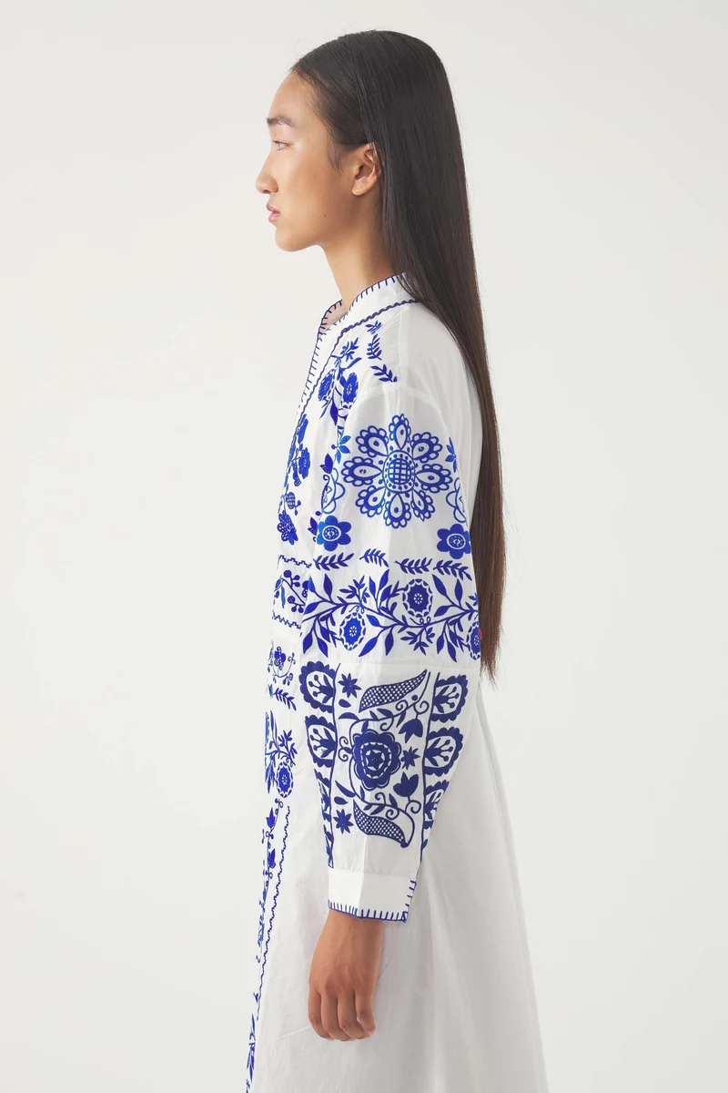 Robe longue brodée Mamie