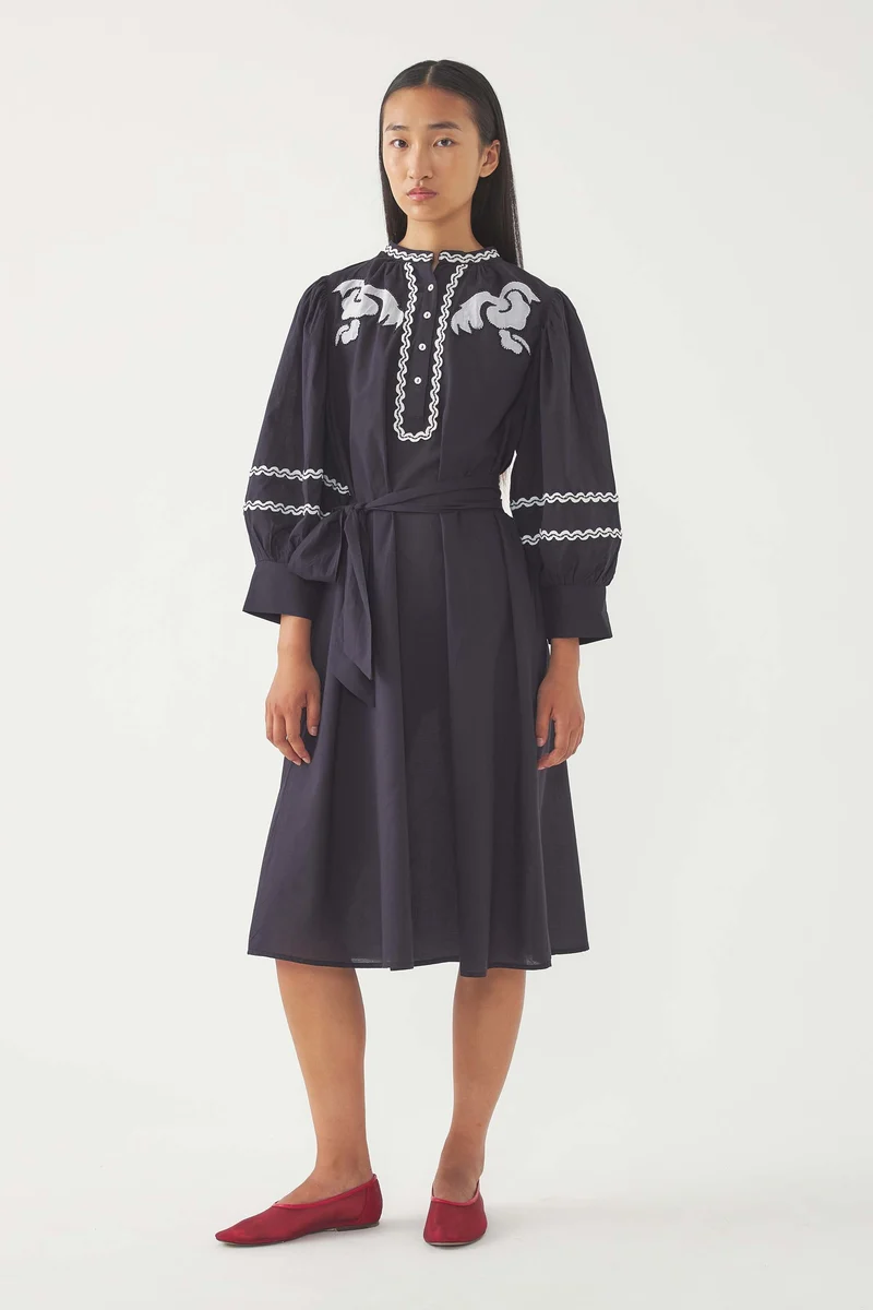 Robe brodée Dali