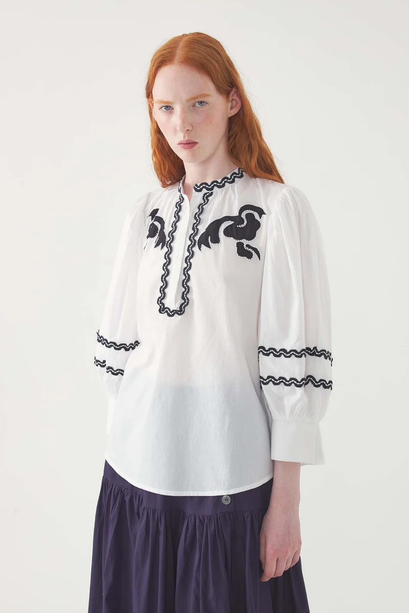 Blouse brodée Dali