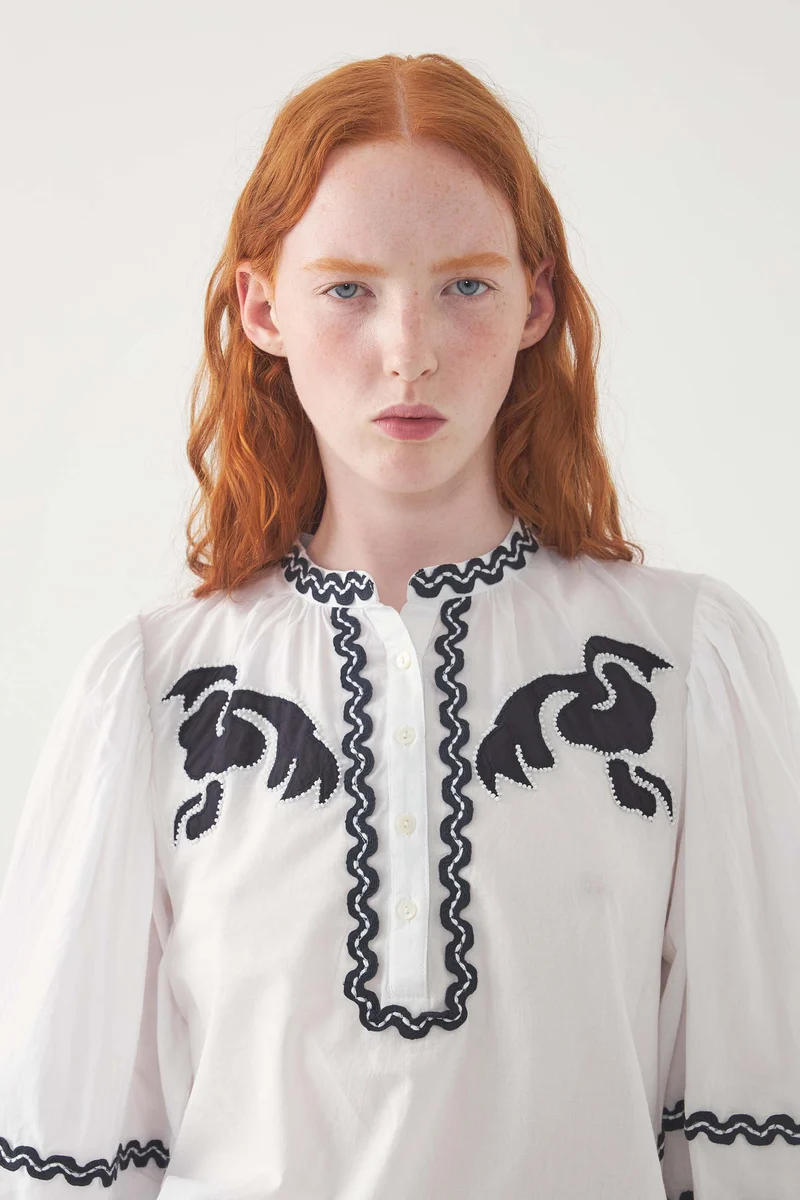 Blouse brodée Dali