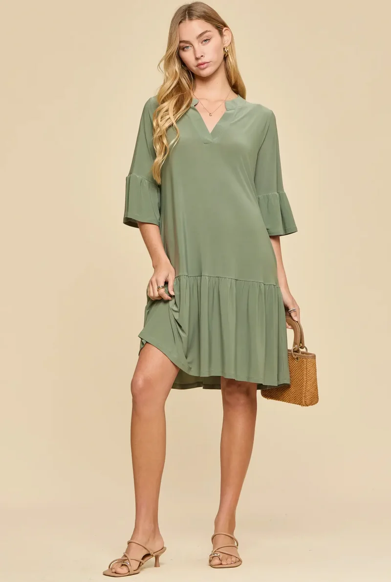 Dear Scarlett Shirred tiered relaxed 3/4 sleeve dress
