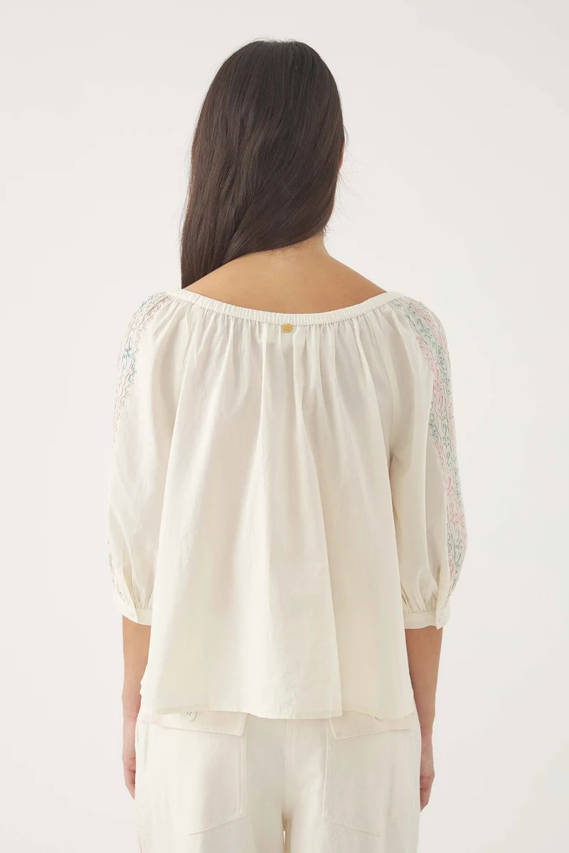 Blouse brodée Alex