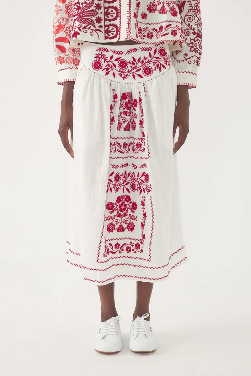 Jupe brodée Mamie