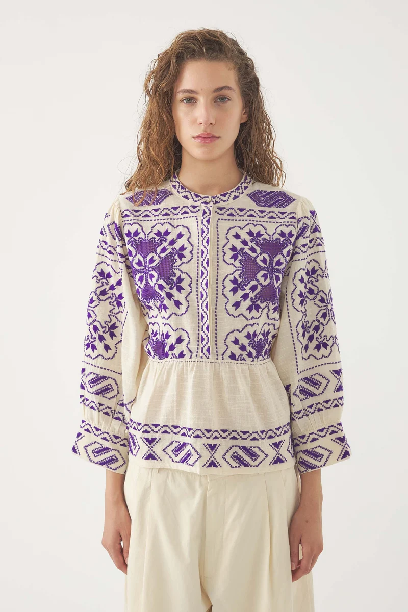 Blouse brodée Milos
