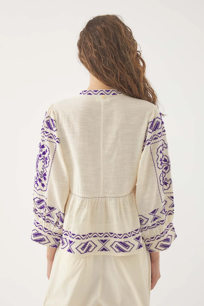 Blouse brodée Milos