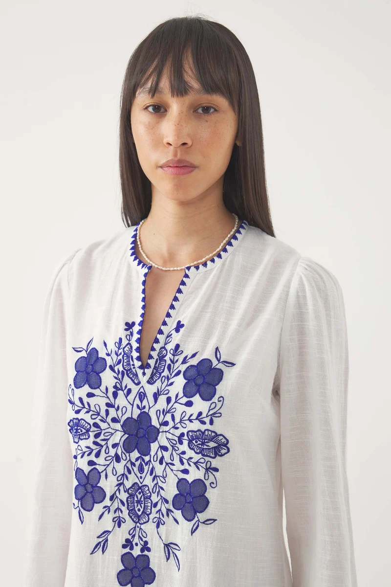 Robe longue brodée Vahani