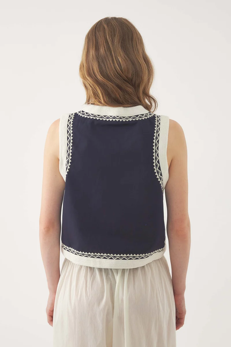 Gilet brodé Winna